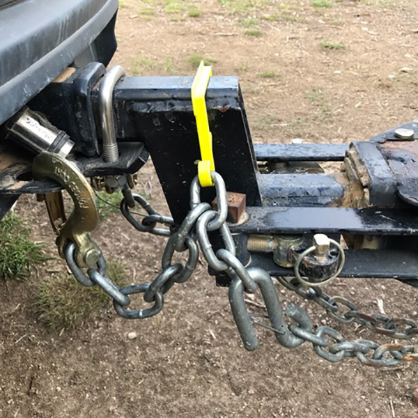 prevent trailer chains from dragging