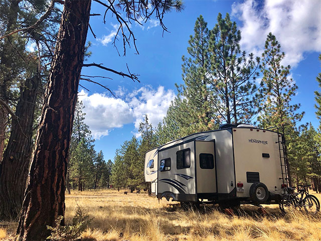 RV Camping in Deschutes National Forest and Bend, Oregon