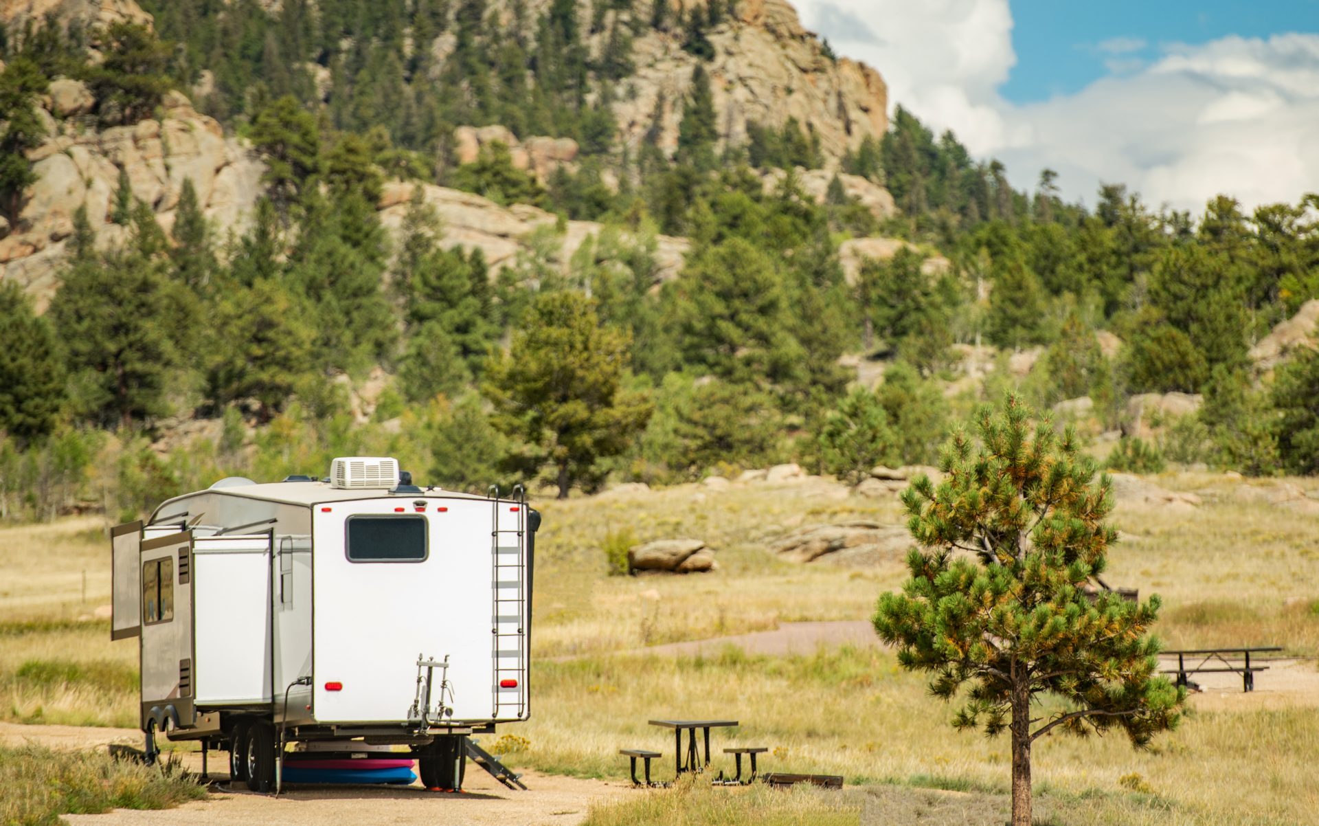 6 Red Flags to Look Out for When Making a Campground Reservation