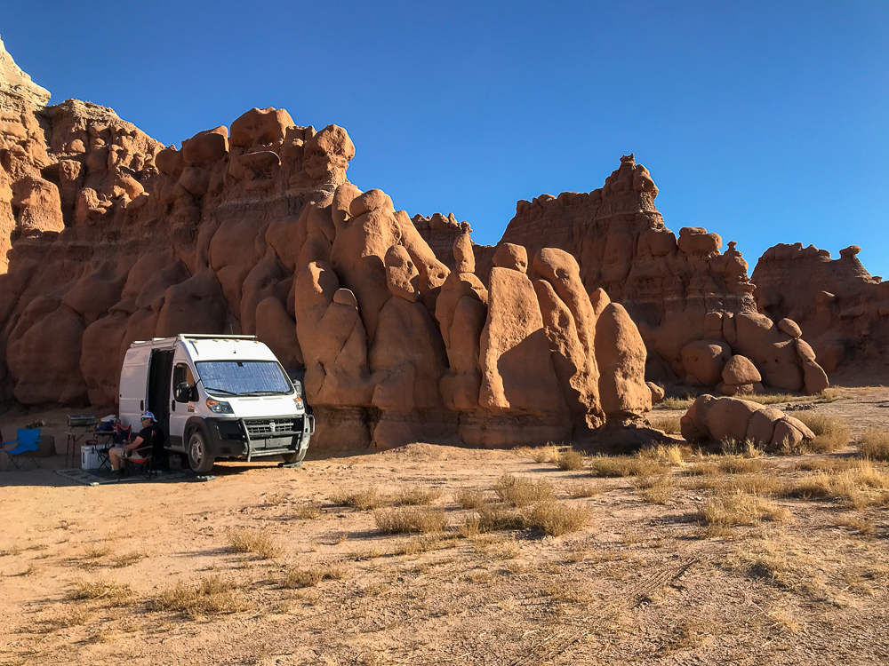 What We Wish We Knew on Our First Extended Boondocking Trip in the Desert